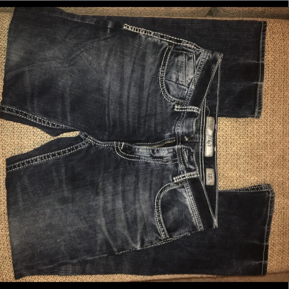 •SOLD• Men's BKE Jeans - Picture 3 of 3